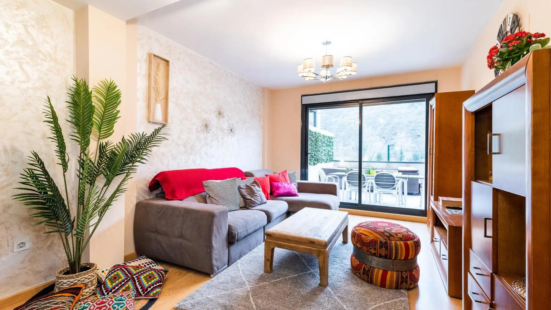 El Generalife Cerca Centro Y Sierra Nevada Con Piscina Y Barbacoa Y Parking Gratis Apartment Granada Spain